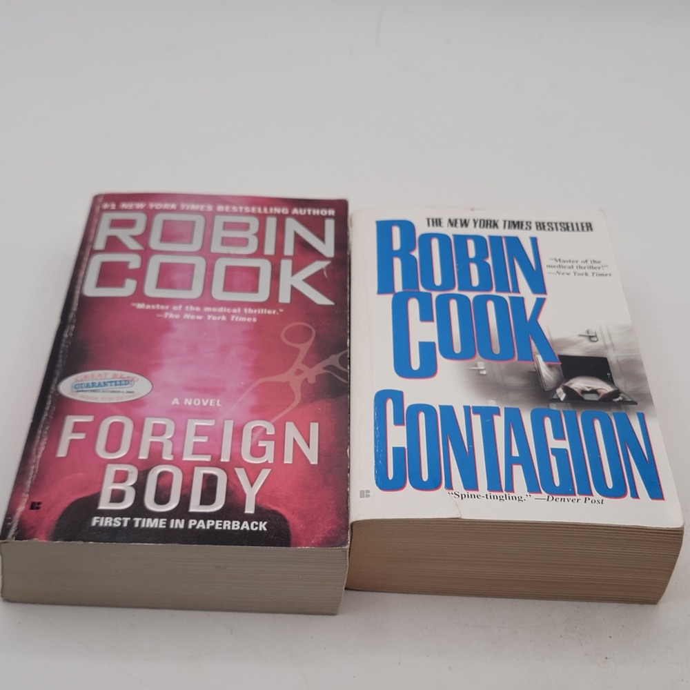 Robin Cook Foreign Body & Contagion Paperback Set Medical Thriller Good